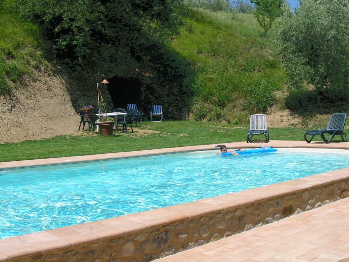 Ficulle Agriturismo Frallarenza מראה חיצוני תמונה
