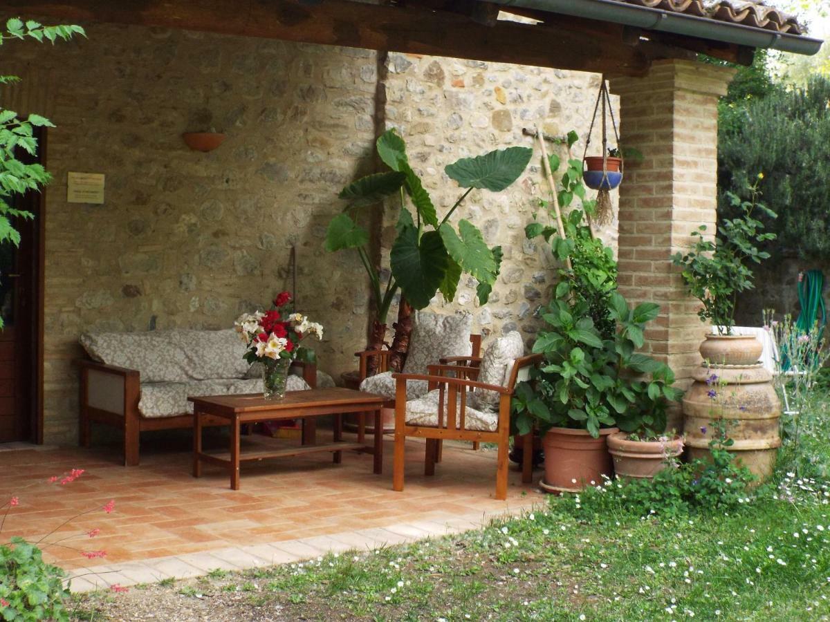 Ficulle Agriturismo Frallarenza מראה חיצוני תמונה