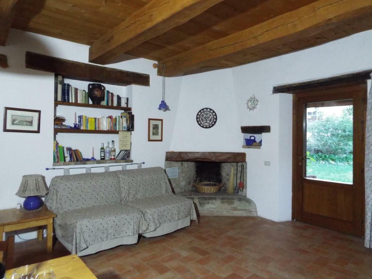 Ficulle Agriturismo Frallarenza מראה חיצוני תמונה